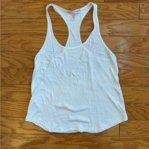 EUC VS Victoria’s Secret ribbed white tank Size S